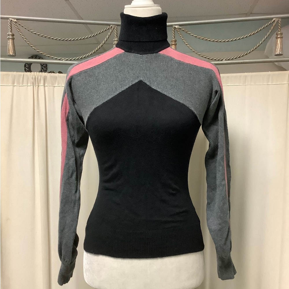 BEBE Cropped Silk Cashmere Turtleneck Sweater Long Sleeves